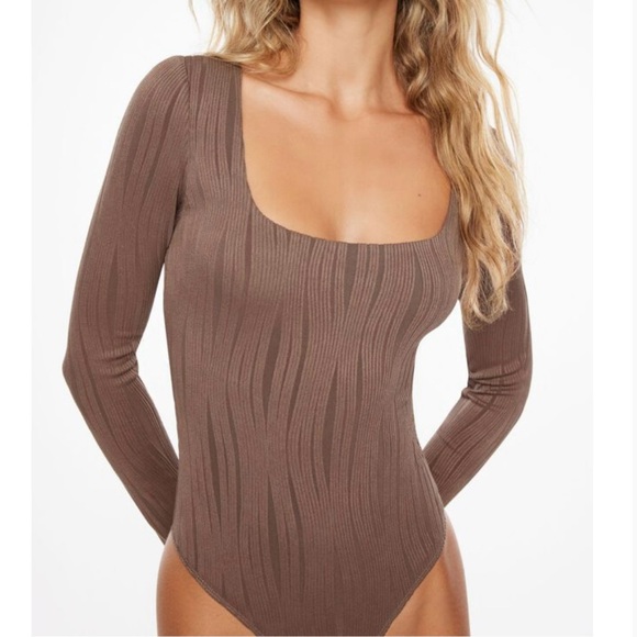 Dynamite Maren Textured Bodysuit - Picture 1 of 11